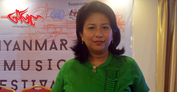 စိန္ပန္း ႐ုပ္ရွင္ ထုတ္လုပ္ေရးရဲ႕ ပထမဆုံး ႐ုပ္ရွင္ ဘယ္လုိ ဇာတ္ကားမ်ဳိး ျဖစ္မလဲ