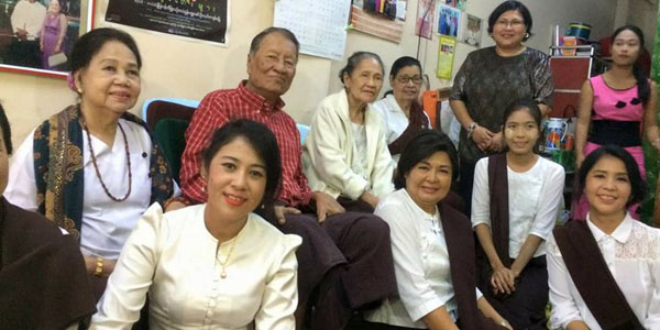 ၈၇ႏွစ္တိုင္ သက္ရွည္ က်န္းမာစြာျဖင့္ ဂီတေလာကမွာ ရပ္တည္ေနဆဲ စည္သူဦးမင္းေနာင္