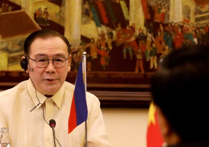 မြန်မာ့ငြိမ်းချမ်းရေးဆွေးနွေးမှုမှာ ဒေါ်အောင်ဆန်းစုကြည် ပါဝင်ရမယ်လို့ ဖိလစ်ပိုင်နိုင်ငံခြားရေးဝန်ကြီးပြော