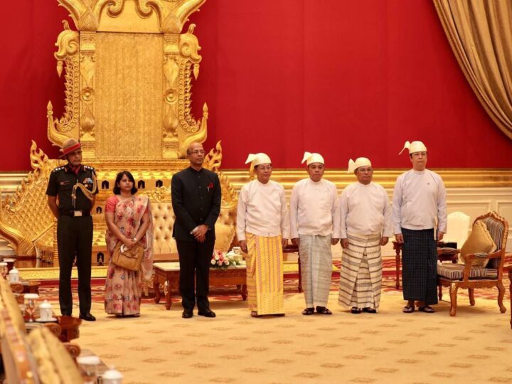 နိုင်ငံ‌တော်စီမံအုပ်ချုပ်ရေးကောင်စီဥက္ကဋ္ဌ နိုင်ငံတော်ဝန်ကြီးချုပ် ဗိုလ်ချုပ်မှူးကြီး မင်းအောင်လှိုင် ထံ မြန်မာနိုင်ငံဆိုင်ရာ အိန္ဒိယနိုင်ငံသံအမတ်ကြီး သံအမတ်ခန့်အပ်လွှာပေးအပ်
