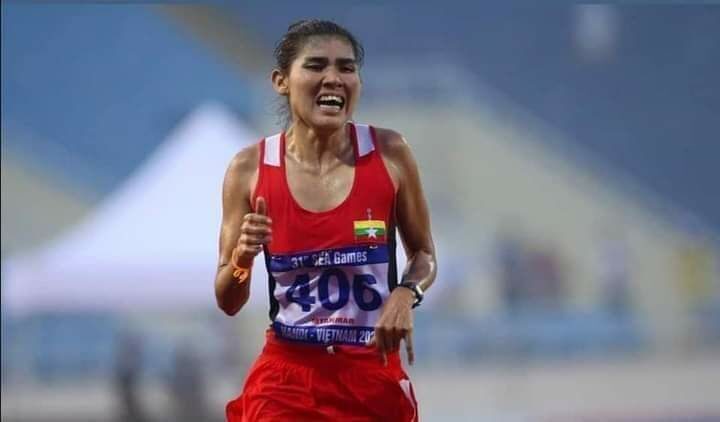 ဆီးဂိမ်းတွင် မီတာ ၁၀၀၀၀ အပြေးပြိုင်ပွဲ၌ ကြေးတံဆိပ်ရရှိခဲ့သည့် မြန်မာအားကစားမယ်မခင်မာဆယ် ငွေတံဆိပ်ဆုပြောင်းလဲရရှိ