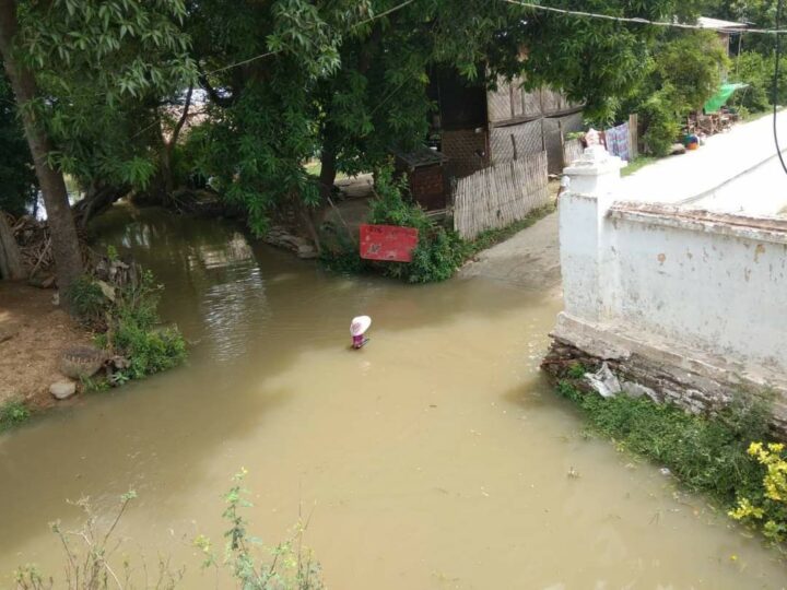 တံတားဦးမြို့နယ်၌ ဧရာဝတီမြစ်ရေမြင့်တက်ကာ ကျေးရွာအချို့အတွင်းရေဝင်ရောက်၍ လူဦးရေ ၈၀၀ ခန့်အား ရေလွတ်ရာသို့ရွှေ့ပြောင်းပေးခဲ့ရ