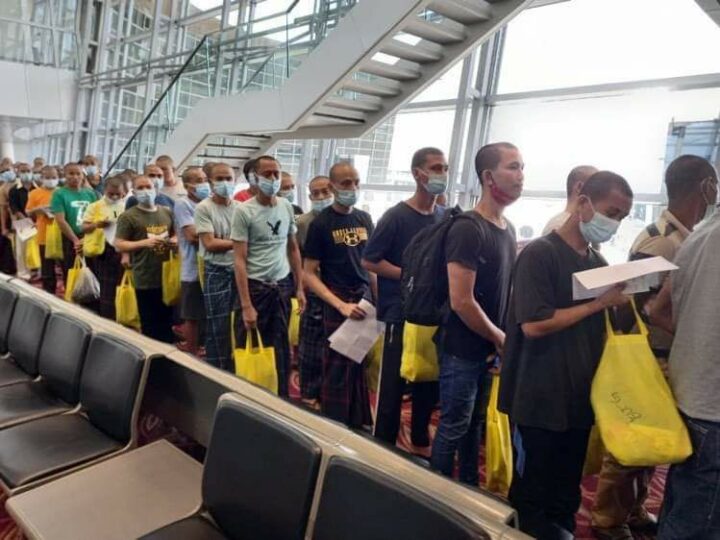 မလေးရှား ထိန်းသိမ်းရေးစခန်းမှ မြန်မာနိုင်ငံသား ၁၄၉ ဦးကို စင်းလုံးငှားလေယာဉ်ဖြင့် ပြန်လည်ပို့ဆောင်