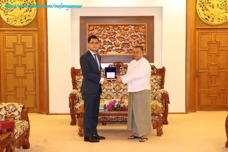 မြန်မာ-ကမ္ဘောဒီးယား နှစ်နိုင်ငံကဏ္ဍပေါင်းစုံ၌ ဆက်လက်ပူးပေါင်းဆောင်ရွက်သွားရန် ပြည်ထောင်စုဝန်ကြီးဦးဝဏ္ဏမောင်လွင်နှင့်ကမ္ဘောဒီးယားသံအမတ်ကြီးတို့ဆွေးနွေး