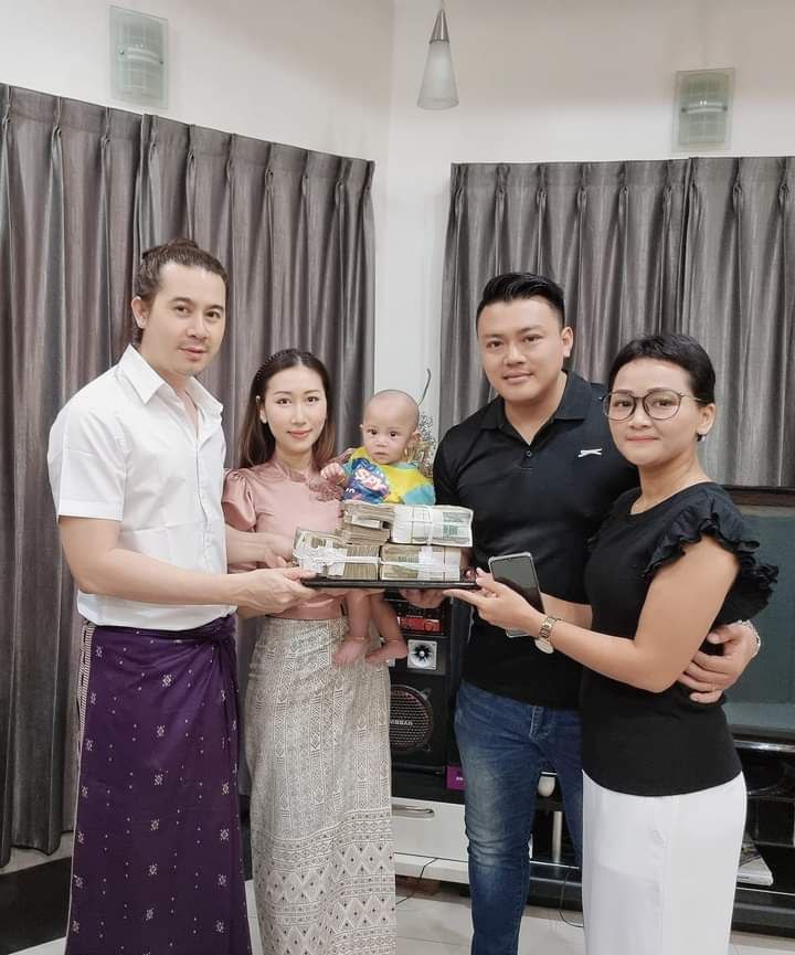ရခိုင်ပြည်နယ်ပြန်လည်ထူထောင်ရေးအတွက်အလှူငွေသိန်း ၅၀ လှူဒါန်းခဲ့တဲ့ ထပ်ဆင့်အကယ်ဒမီနေတိုးတို့မိသားစု