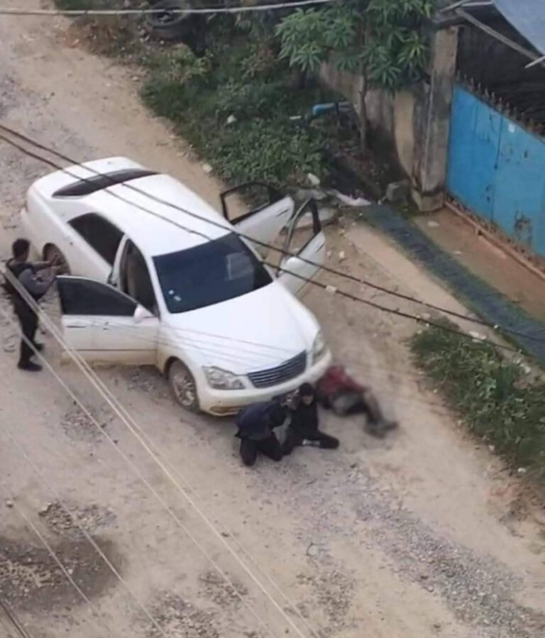 မူဆယ်မြို့တွင် အုပ်စုဖွဲ့ ဓားပြတိုက်နေသူများဟု ယူဆရသူ (၅)ဦးကို ရဲတပ်ဖွဲ့မှ ပစ်ခတ် ဖမ်းဆီး